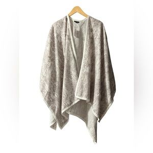 NWT- Ann Taylor Modern Open Front Poncho Wrap Snake Print